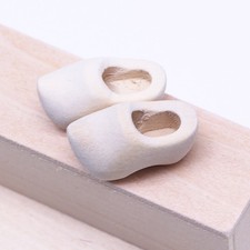  4 Pairs Des Chaussures