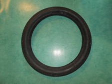 Pneu 2 1/2-16 Hutchinson Vroom Kevlar tubeless neuf ancien stock