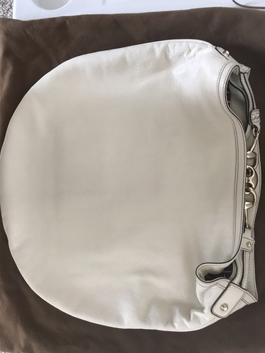 Authentic gucci white horsebit - authentic,