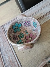 Plat artisanal  en terre avec anse  fait main  19 cms de large x13 cms de haut