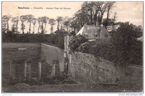 Doullens the old citadel - -,