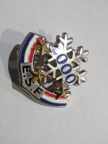 Broche médaille esf - broche,