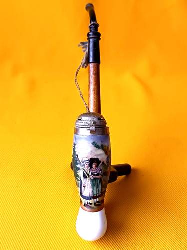 Ancienne pipe porcelaine - ancienne,