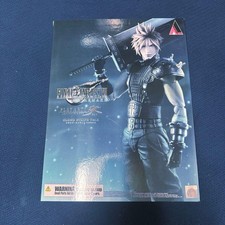 Figurine Play Arts Kai Cloud