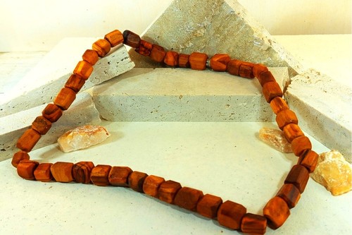 Collier olive cubes grains - collier,