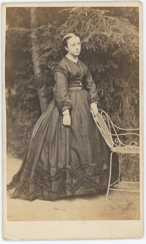 Cdv circa 1865 - femme, en