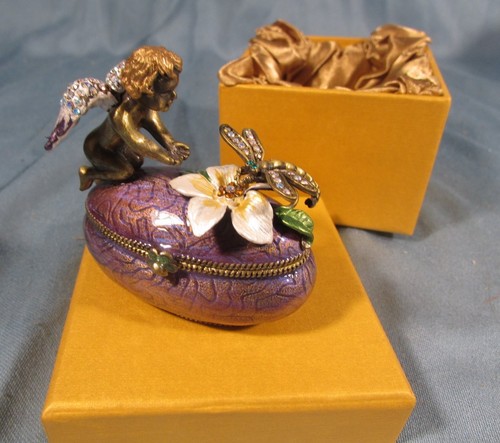 Petite boite bijoux en - petite,