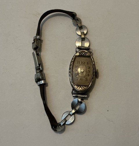 Montre mécanique ancienne - montre,