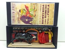 Diorama - Corrida - Muleta (décor avec figurines Quiralu)
