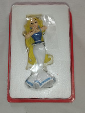 Grande Figurine Falbala