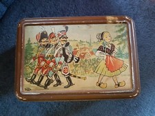 ANCIENNE BOÎTE "LES VIEILLES