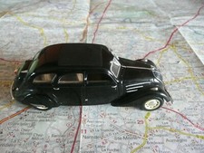 PEUGEOT 402 B 1939 bleu nuit