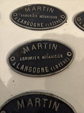 ANCIENNE PLAQUE Armurier
