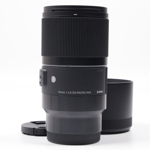 Sigma art 70mm - f2.8, macro