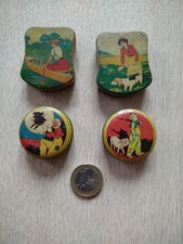 4 petites boîtes à