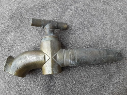 Robinet ancien bronze - bronze, art