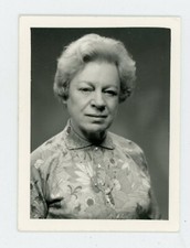 PHOTO d'identité, une femme