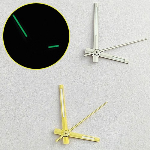Montre aiguilles lumineuses