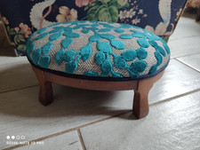 Ancien Repose pieds anglais fin XIXème forme ovale Tissu vintage Designers Guild