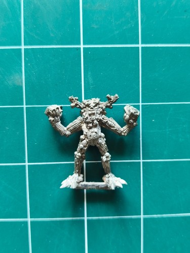 Warhammer old world dryade - old,