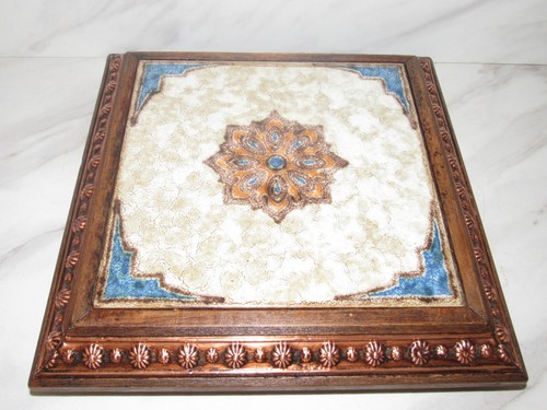 Dessous plat ancien - de,