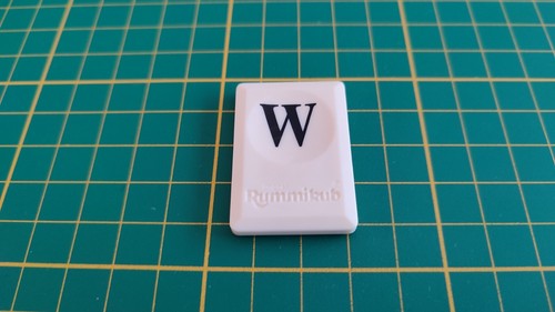 Tuile lettre pièce - w,