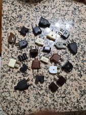 1 PRISE ANCIENNE BAKELITE OU