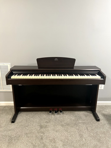 Yamaha arius digital piano - arius,