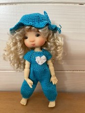 vêtement compatible poupée