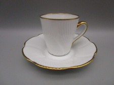 Tasse a café ancienne en porcelaine de Limoges