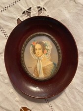 Portrait miniature XIXème – élégante, huile, école française, signé, 6 cm, cadre