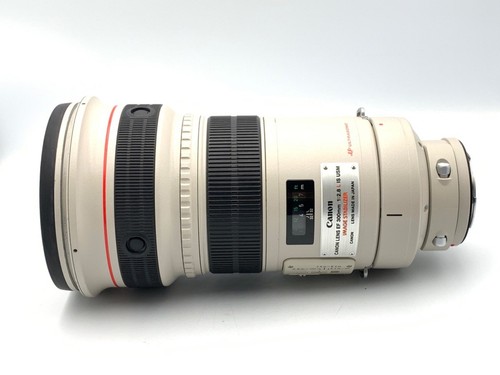 Canon 300mm is - 300mm, f2.8l