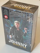 COFFRE 2 x VHS JOHNNY HALLYDAY
