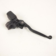 Maître cylindre frein avant