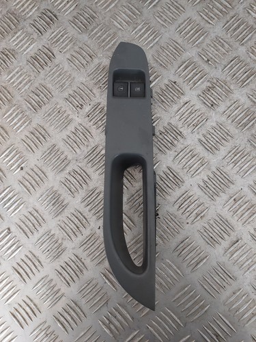 Bouton commande lève vitre