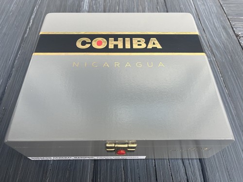 Cohiba nicaragua gigante - gigante, red