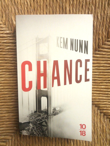 Livre roman policier thriller