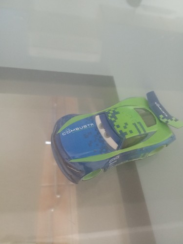 Voiture cars disney - voiture,