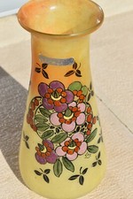 Vase jaune en pâte de verre Décor bouquet Floral  Peinture émaillée signé Leg