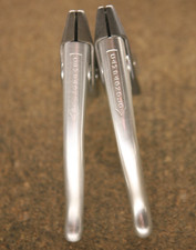 Jeu de leviers de frein