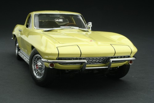 Exoto 1967 corvette - |,