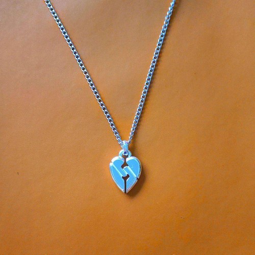 Collier pendentif coeur - , gucci