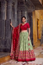 Lehenga Choli En Soie Tasar Tissé À La Main Design Ethnique Pour Femmes