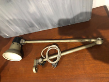 LAMPE A 2 BRAS ARTICULÉS, ROTULES, LAMPE D'ATELIER, LAMPE DE BUREAU, ANNÉES 60