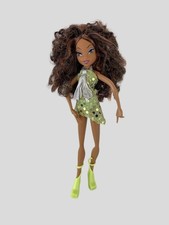 Poupée Winx Club - Flora