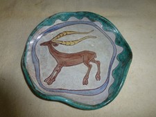 SUPERBE ASSIETTE BORDS RELEVES