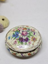 bonbonniere en porcelaine de