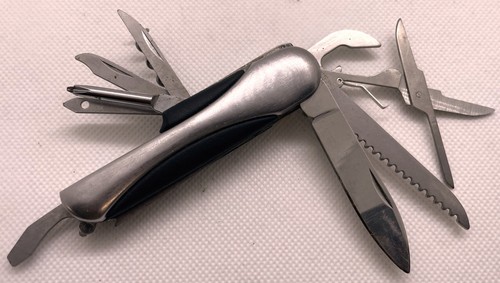 Couteau suisse poche en - de,