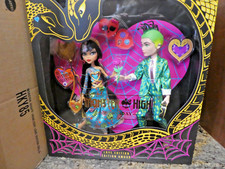 MONSTER HIGH HOWILIDAY LOVE
