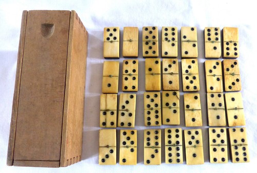 Ancien jeu dominos et - ancien,